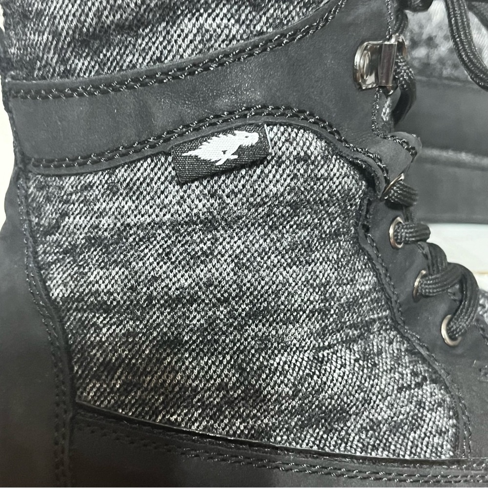 Rocket Dog Size 8 Cuffed Gray & Black Lace-Up Cloth Combat Style Ankle Boots - Picture 3 of 8